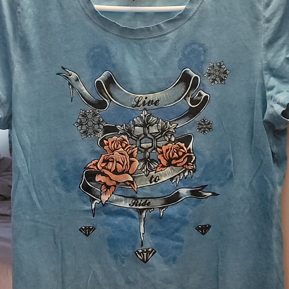Blue Graphic T-Shirt with Rose and Snowflake Design